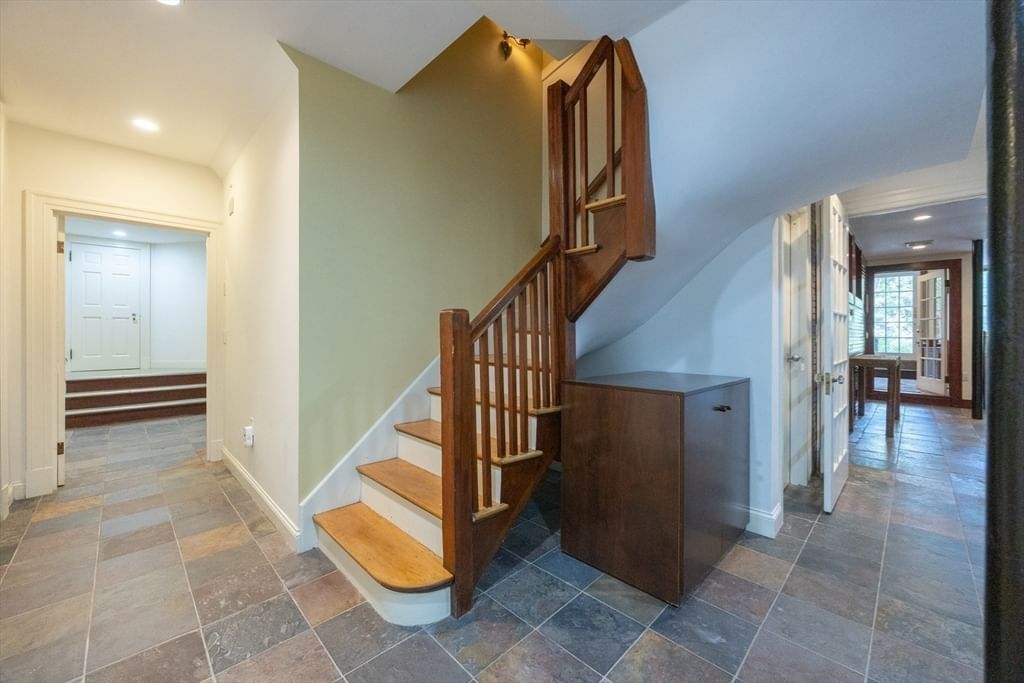 55 Parkwood Drive Milton — Photo 32 of 41