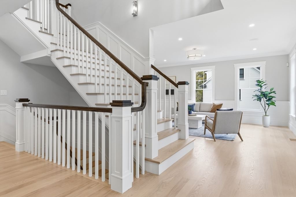 21 Balfour Street Lexington — Photo 3 of 42