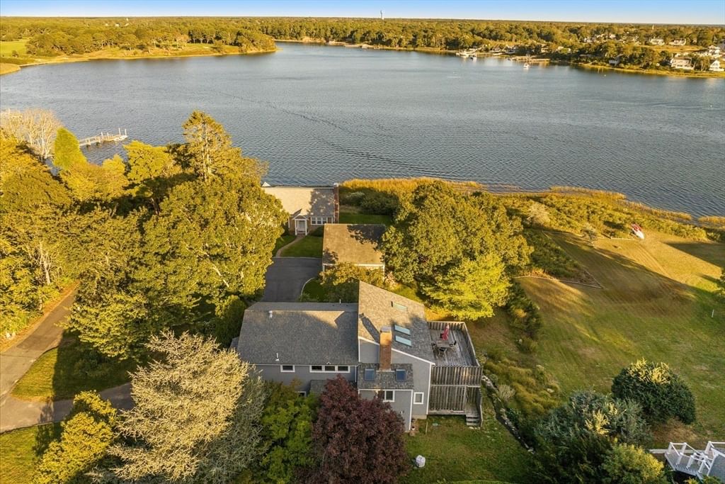 29 Bass River Rd Yarmouth — Photo 7 of 39