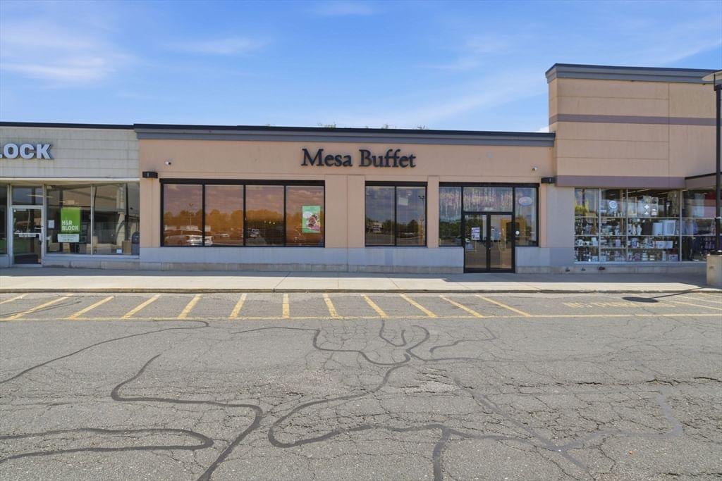 1301 Liberty St, Springfield, MA 01104