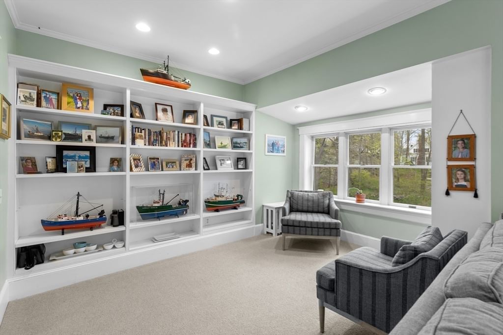 684 Country Way Scituate — Photo 8 of 40