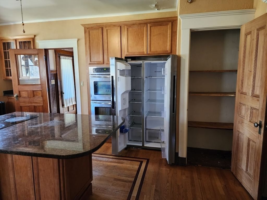 31 Buena Vista Plz Springfield — Photo 12 of 42