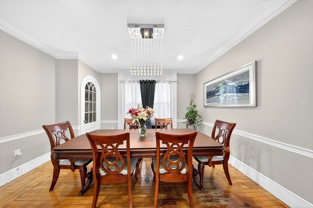 710 High St Fall River — Photo 11 of 37