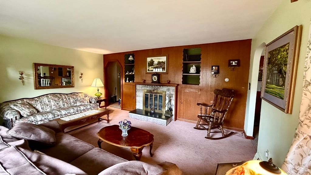 81 Clinton Rd, Sterling, MA 01564 photo 3