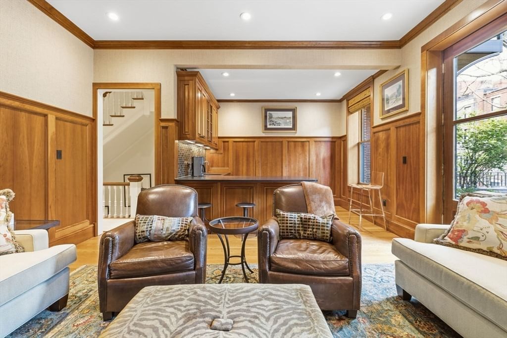 319 Beacon Street Boston — Photo 17 of 37
