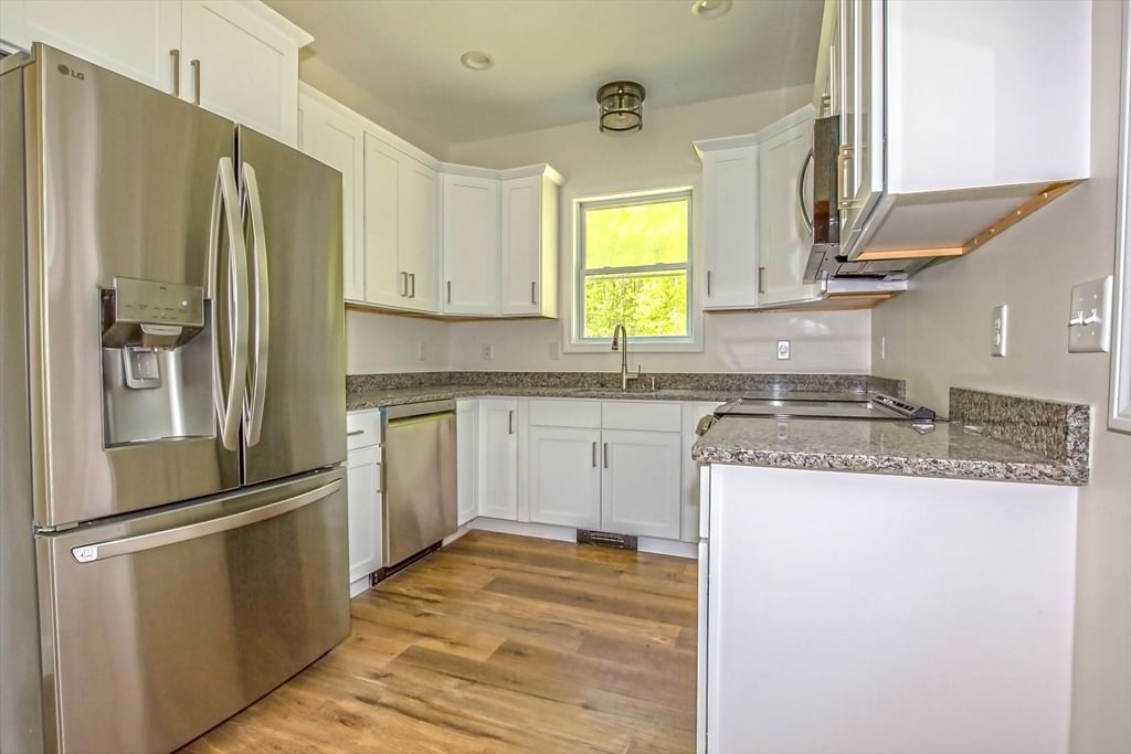 165 Sandisfield Rd, Sandisfield, MA 01255 photo 2