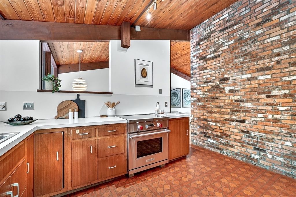 79 Autumn Lane, Lincoln, MA 01773 photo 2