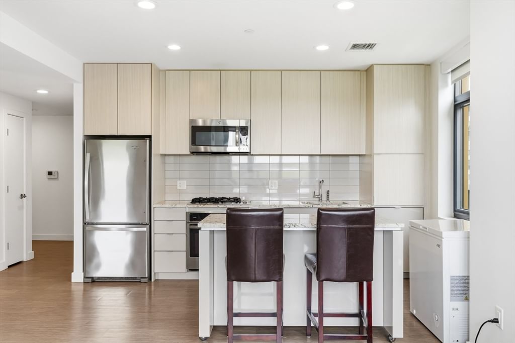 80-82 Fenwood Road #804, Boston, MA 02115 photo 2
