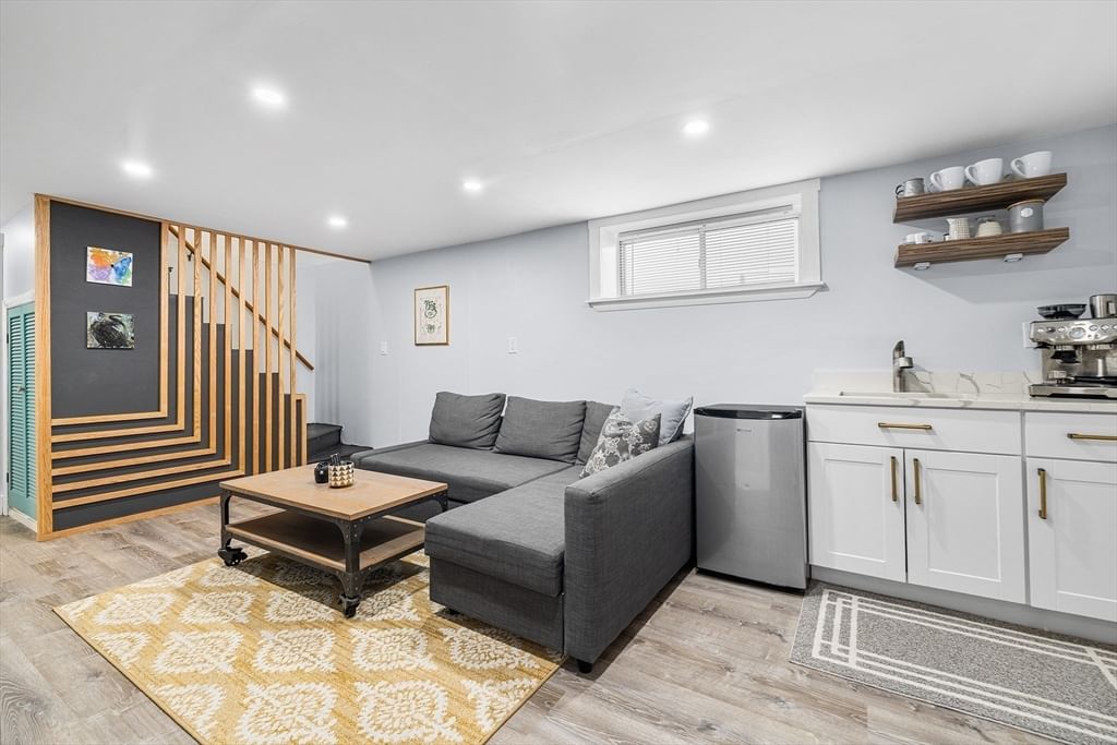 66 Newhall St Revere — Photo 15 of 32