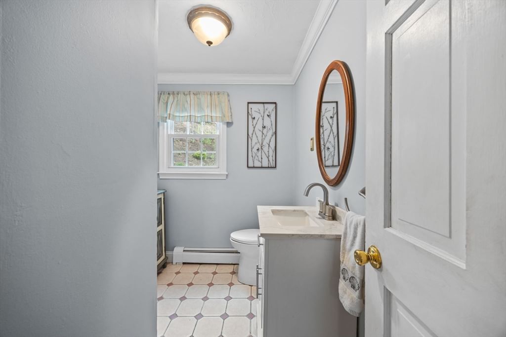 9 Hill Dale Rd Plymouth — Photo 19 of 41
