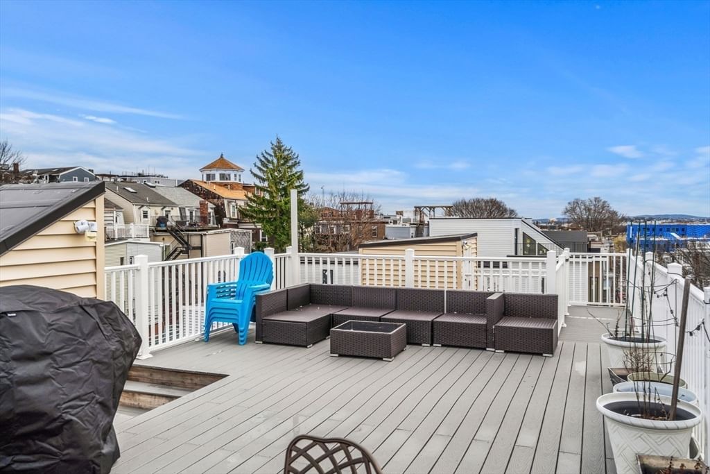 172 Dorchester St #3 Boston — Photo 20 of 24