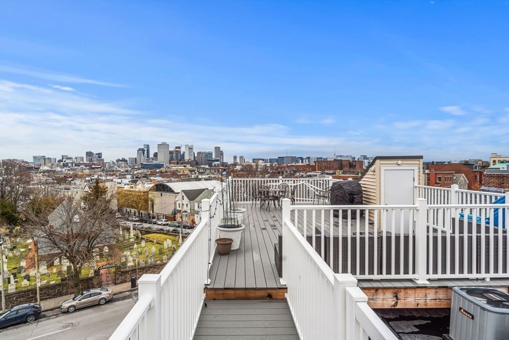 172 Dorchester St #3 Boston — Photo 21 of 24