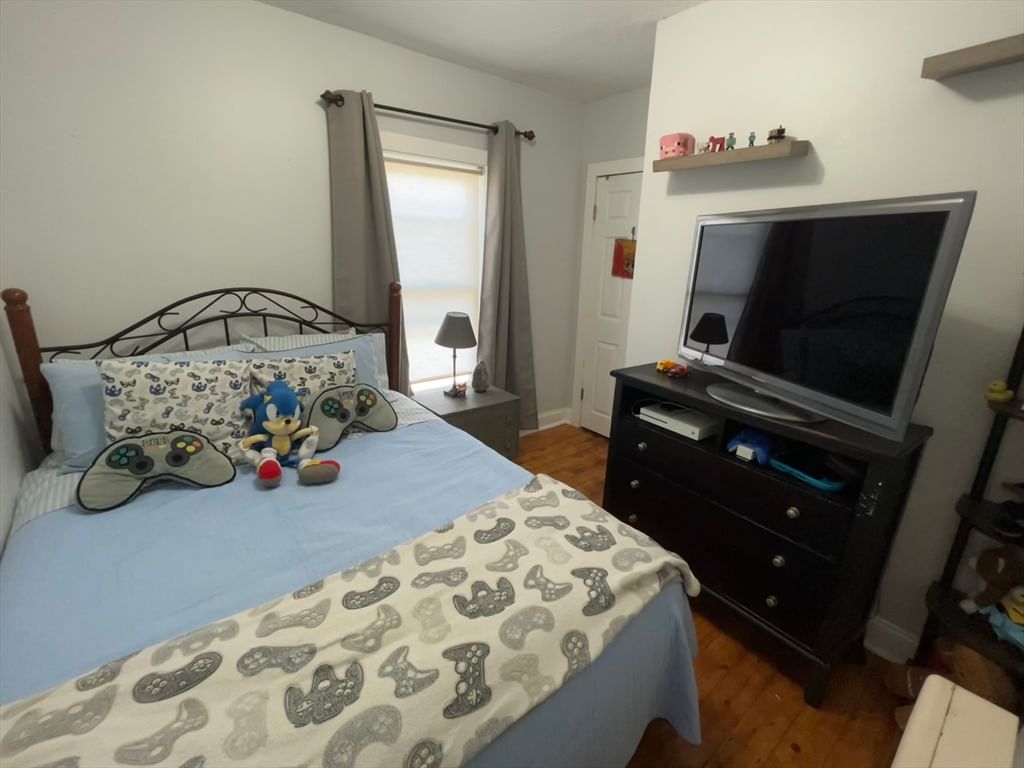 111 Main St Grafton — Photo 16 of 37