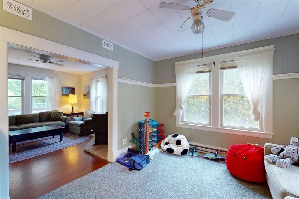139 Main St, Shelburne, MA 01370 photo 4