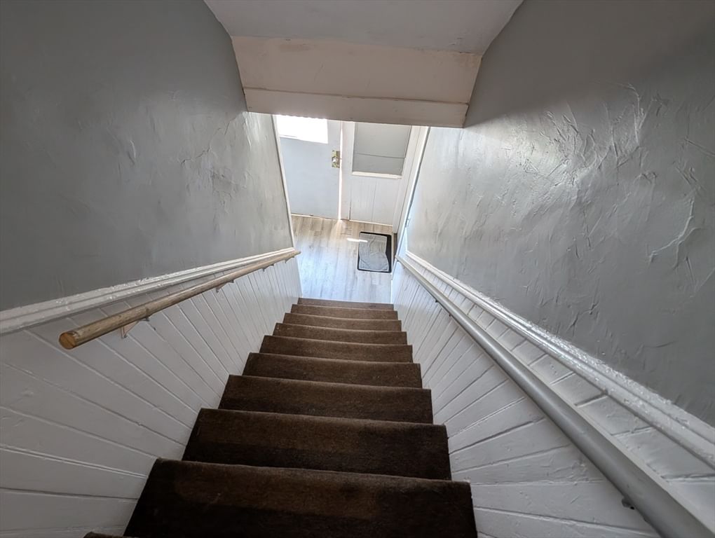 131 Thomas St Fall River — Photo 11 of 35