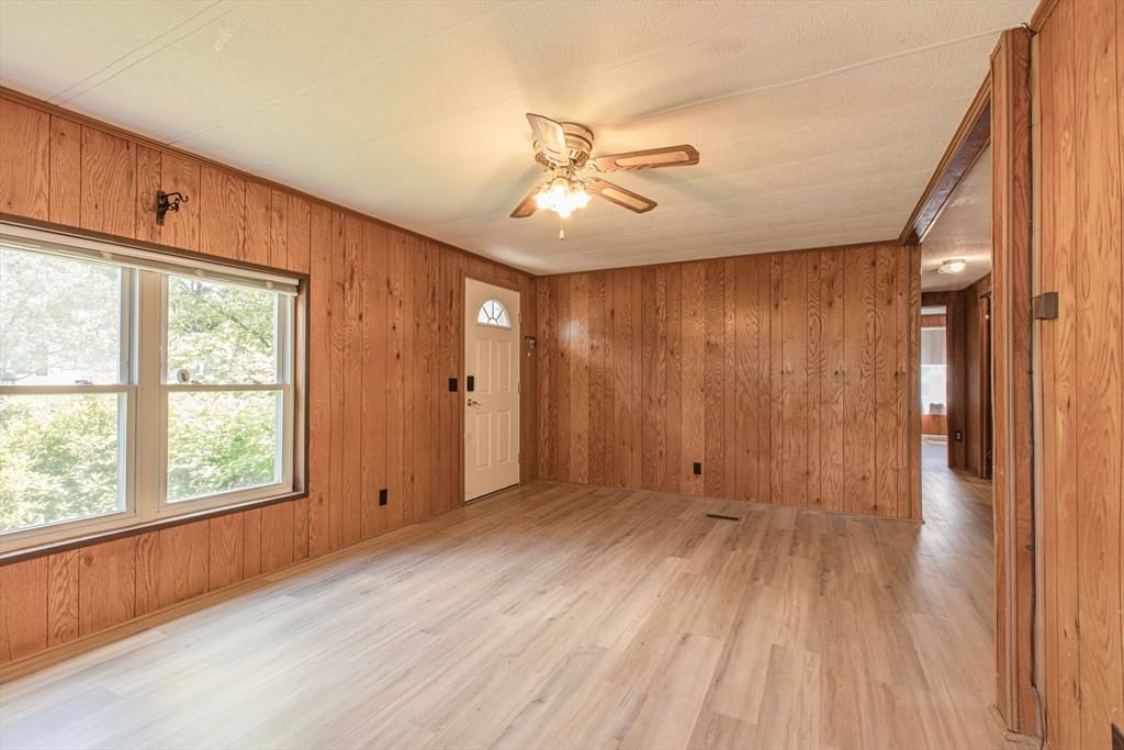 39 Friendship Drive West Bridgewater — Photo 6 of 29
