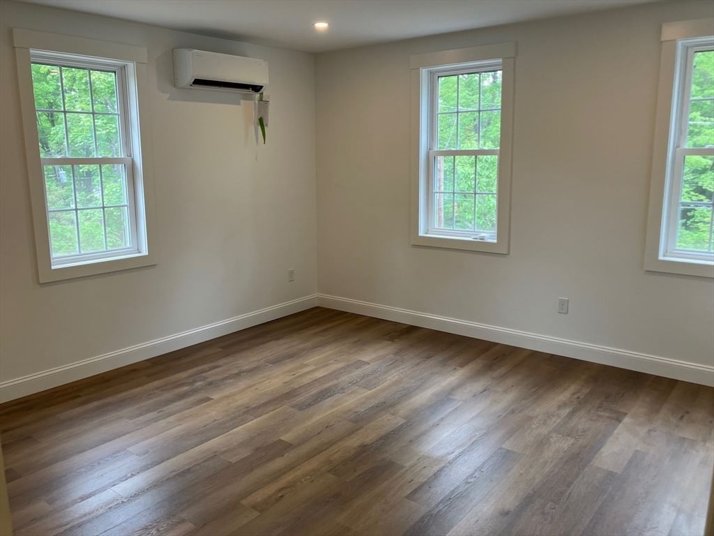 35 West Street Petersham — Photo 21 of 27