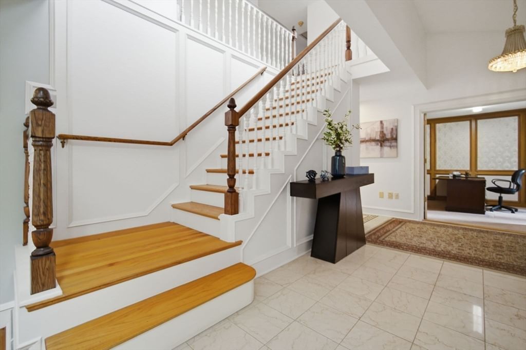 27 Lady Slipper Cir Westfield — Photo 15 of 42