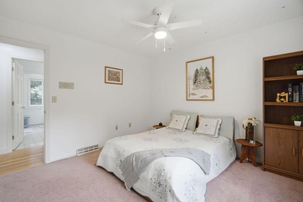 27 Lady Slipper Cir Westfield — Photo 33 of 42
