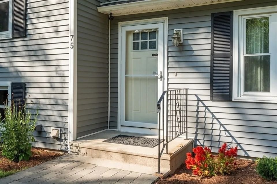 75 Westview Street Lexington — Photo 21 of 34