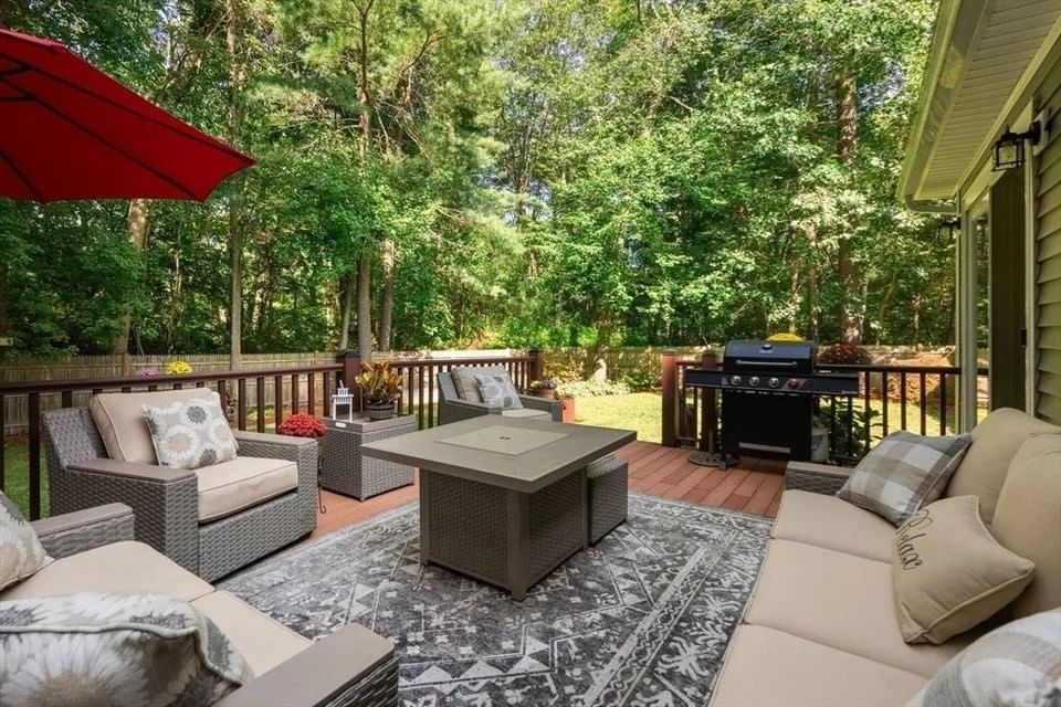 75 Westview Street Lexington — Photo 9 of 34