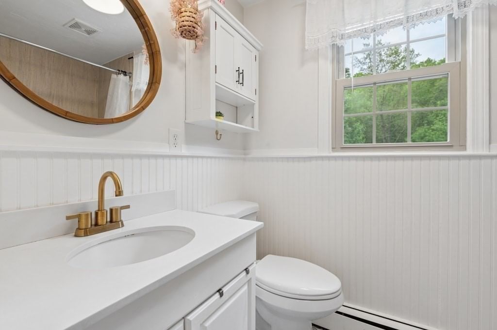 80 Webster St, Douglas, MA 01516 photo 5