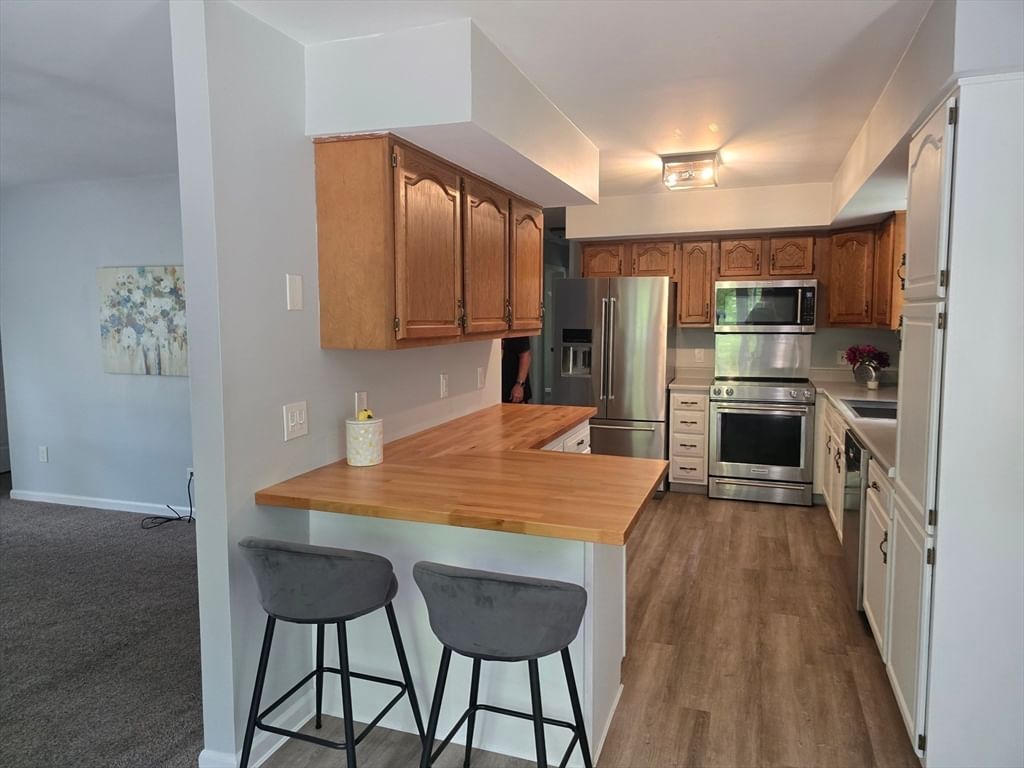 65 S Row Rd Lunenburg — Photo 10 of 42