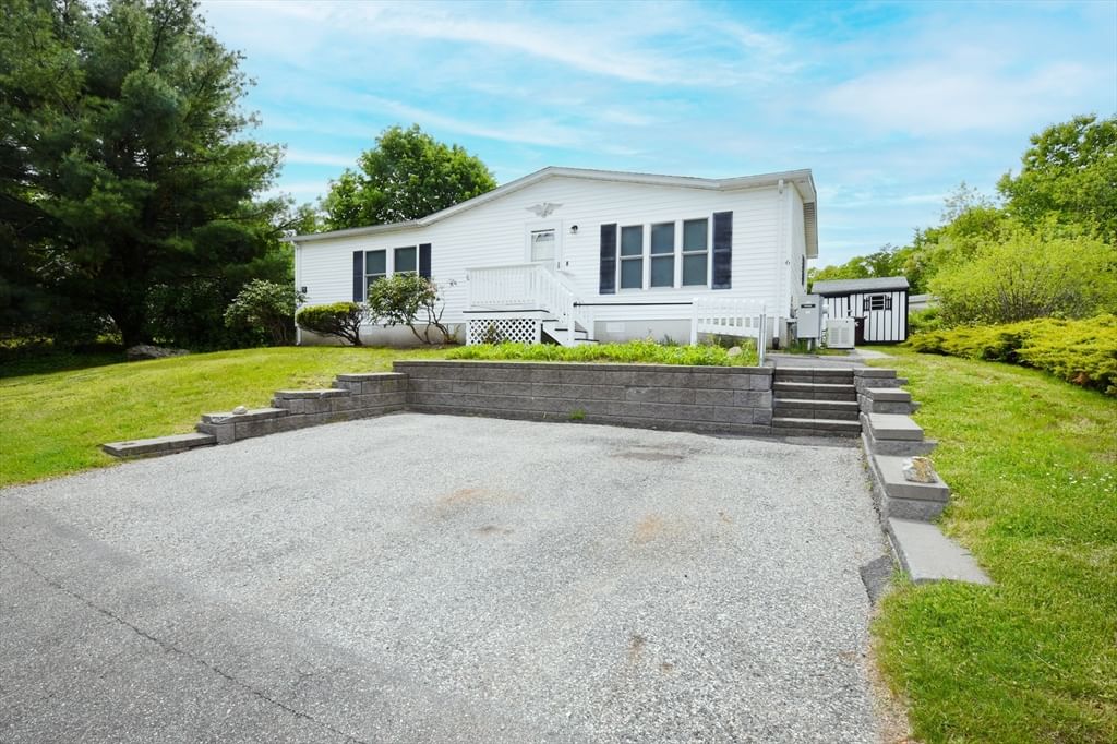 6 Canterbury Lane Rockland — Photo 5 of 20