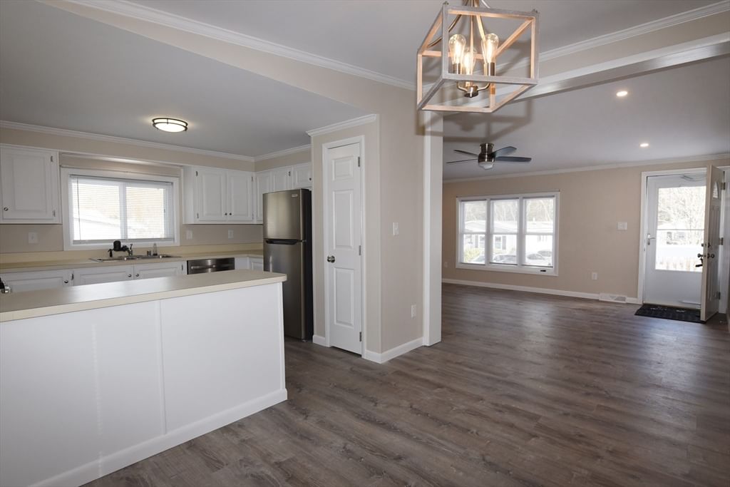 6 Canterbury Lane Rockland — Photo 6 of 20