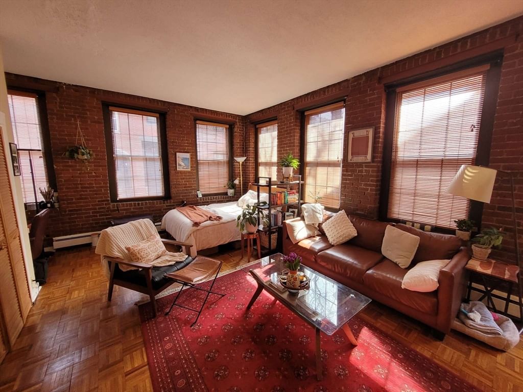 19 Fayette St #3 Boston — Photo 4 of 11