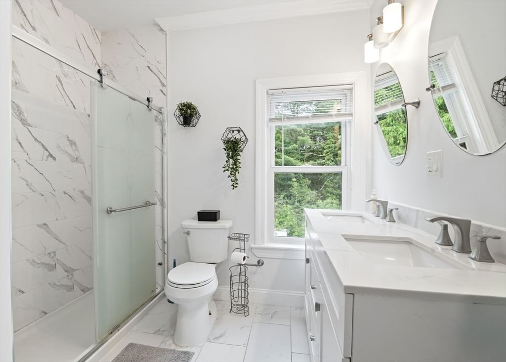 478 E Main Street, Avon, MA 02322 photo 5