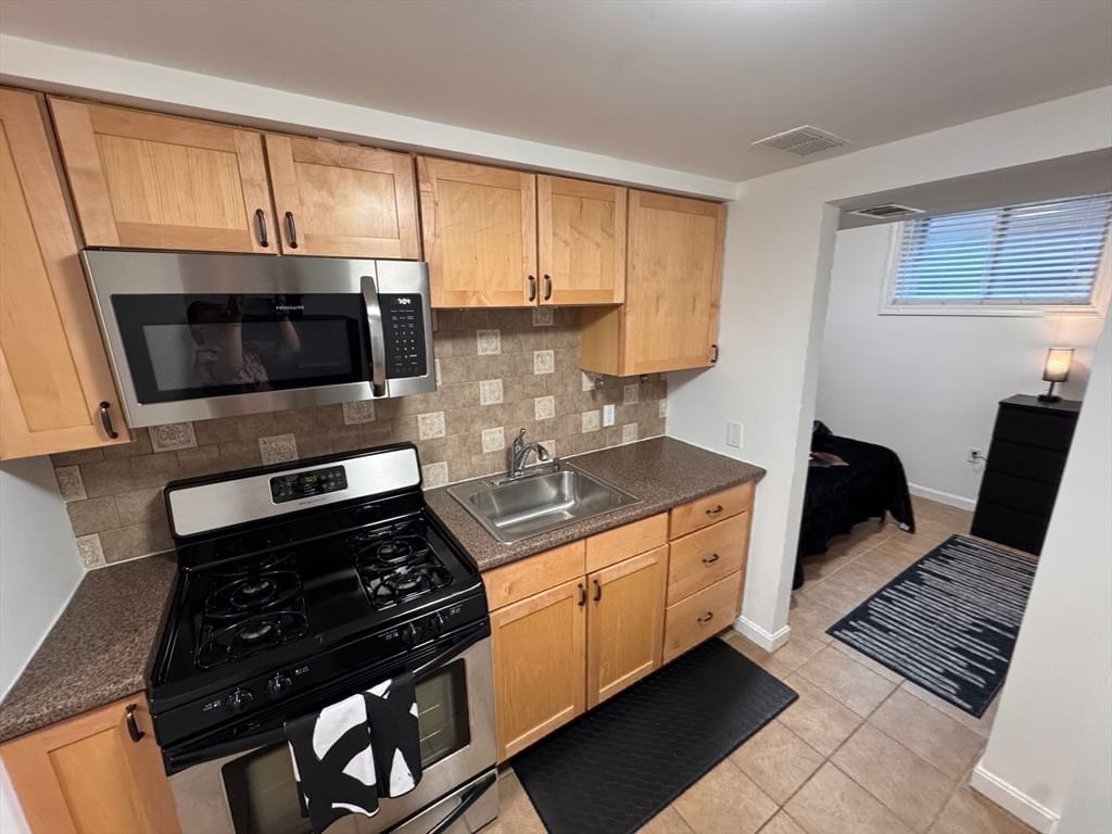 1 Dana Street #2 Cambridge — Photo 11 of 24