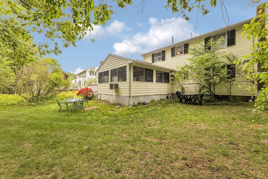 4 Old Wood Road Framingham — Photo 31 of 39