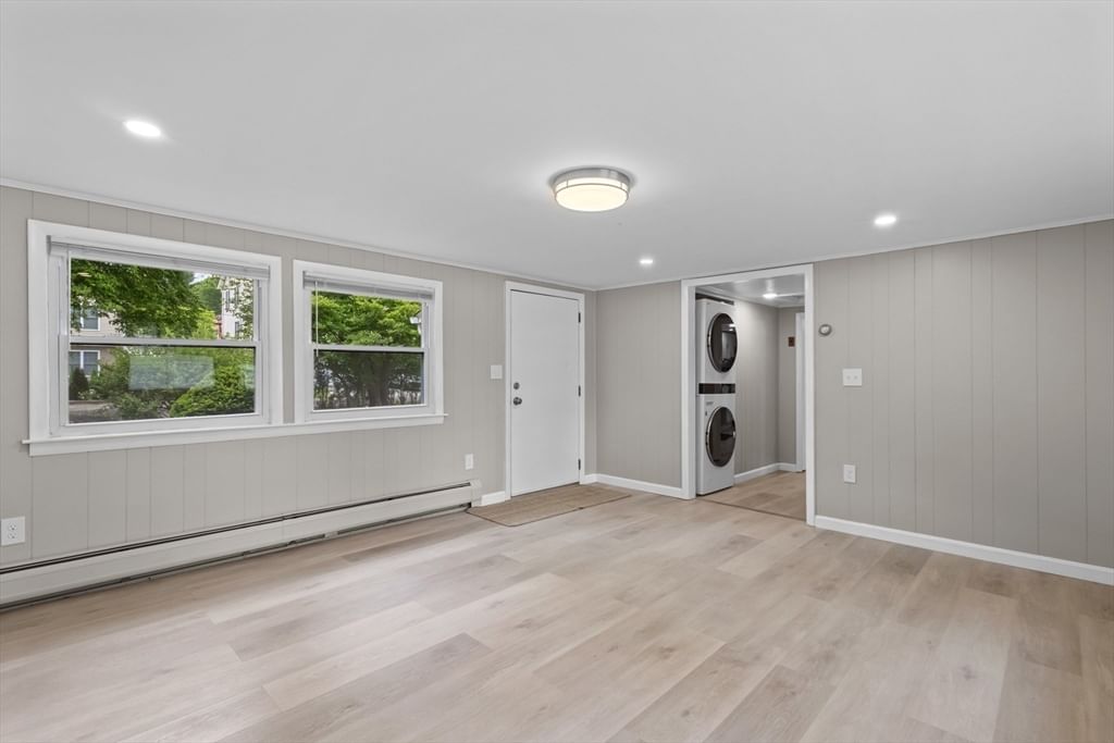 5 Phoenix St Worcester — Photo 18 of 32