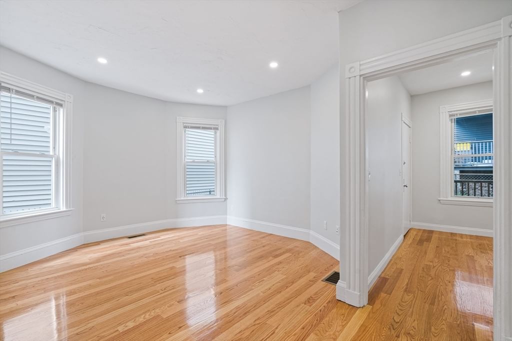 35 Newport Street Boston — Photo 15 of 28