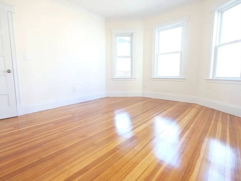79 Saxton Street Boston — Photo 10 of 17