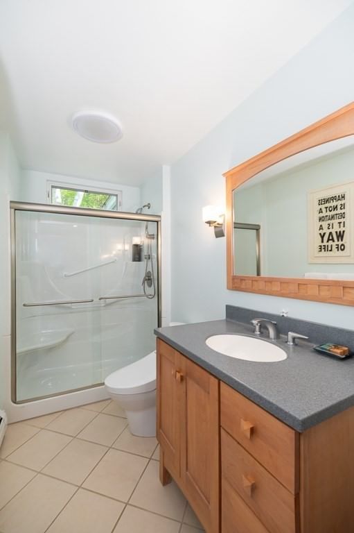 43 Woodward Ave Gloucester — Photo 9 of 23