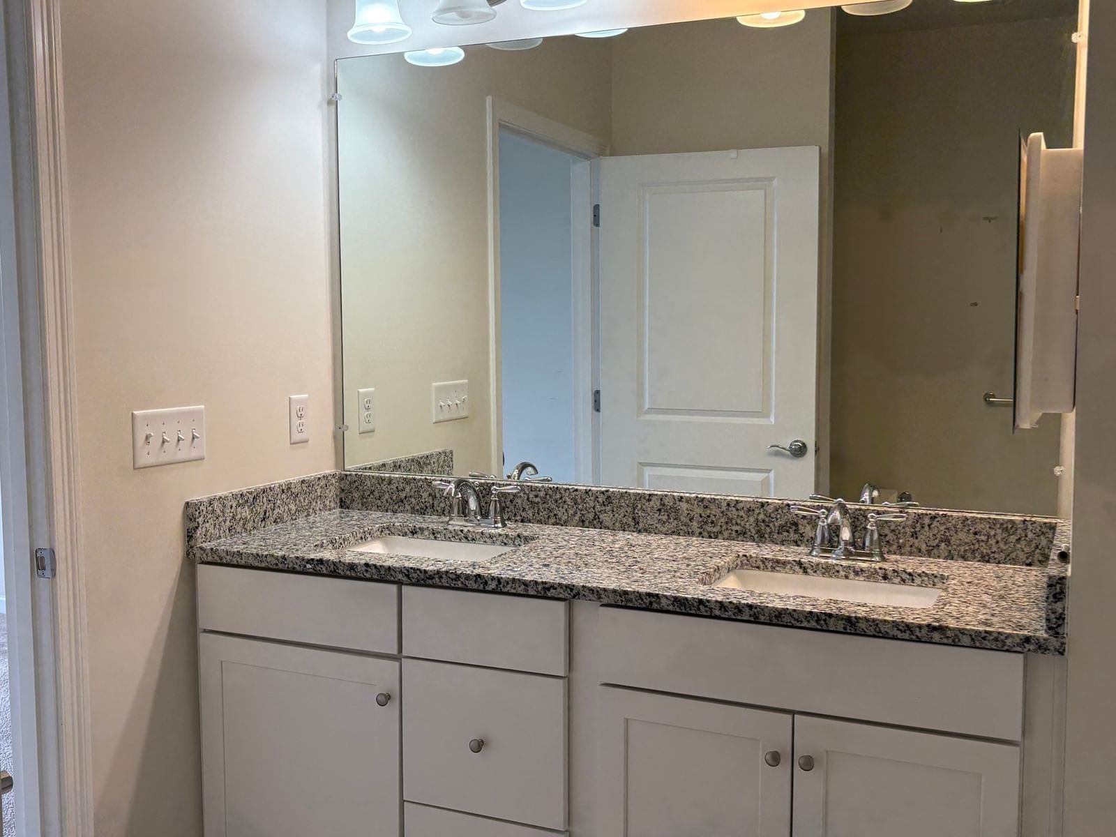 12101 Peters Farm Way #12101 Westborough — Photo 30 of 32