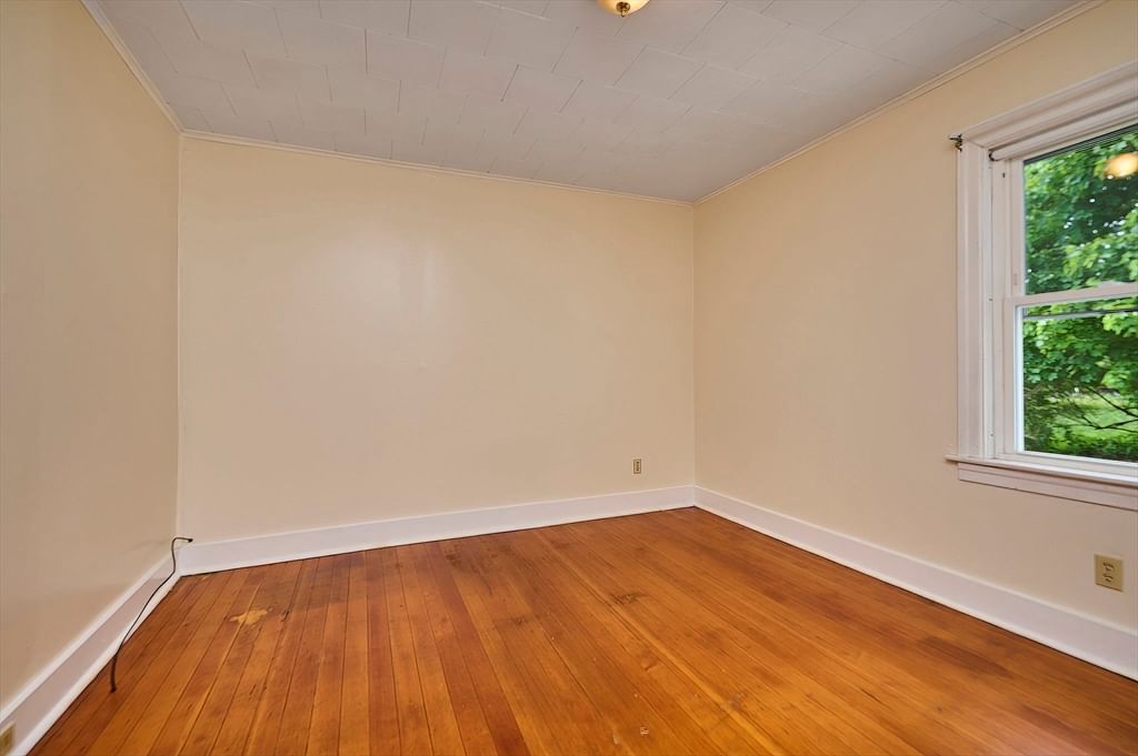 4 Petticoat Hill Rd, Williamsburg, MA 01096 photo 3