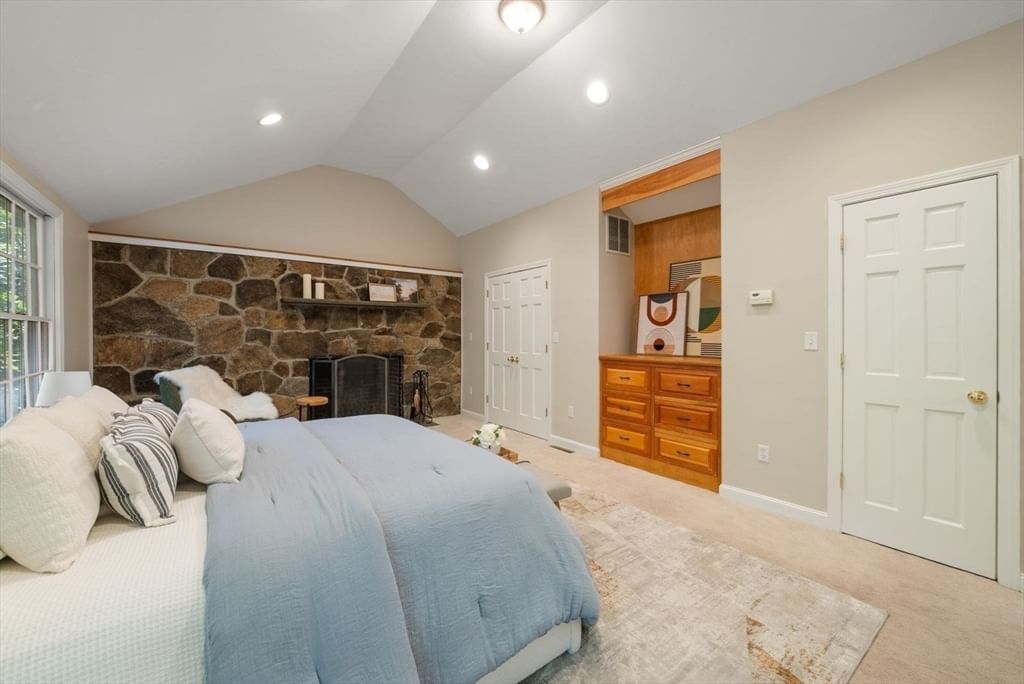 49 Walpole St, Dover, MA 02030 photo 4