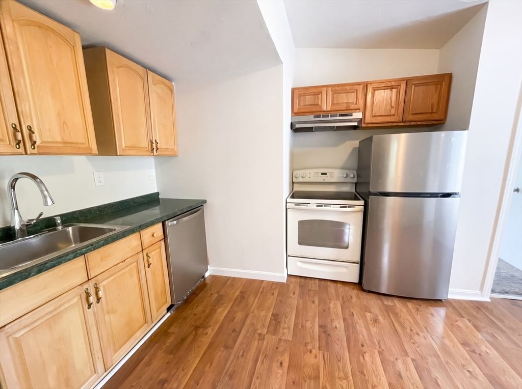 361 Tremont St Taunton — Photo 8 of 21