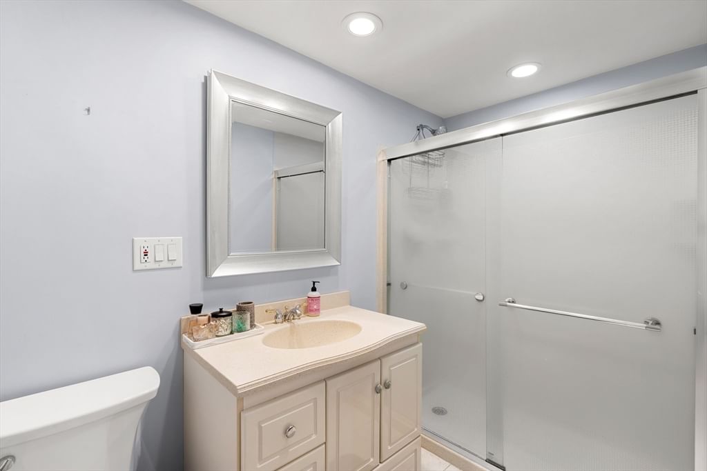 139 Hidden Rd Andover — Photo 17 of 23