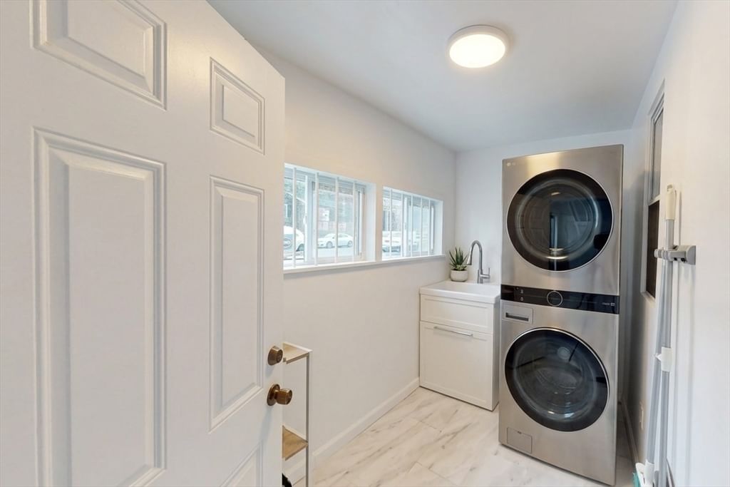 146 Pierce St Malden — Photo 8 of 18