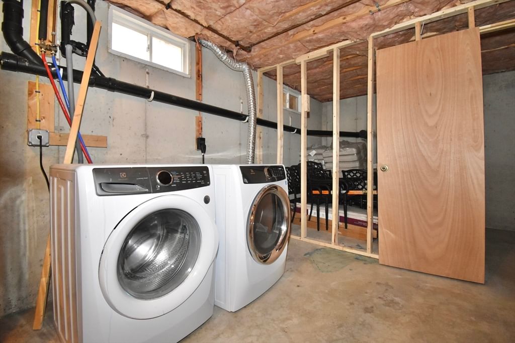 183 Jewett St Springfield — Photo 19 of 23