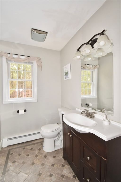 183 Jewett St Springfield — Photo 9 of 23