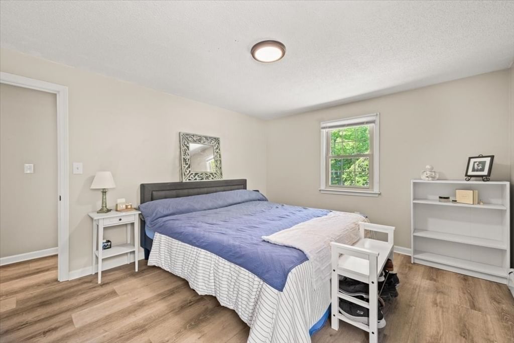 158 Bay State Cir, Hanson, MA 02341 photo 4