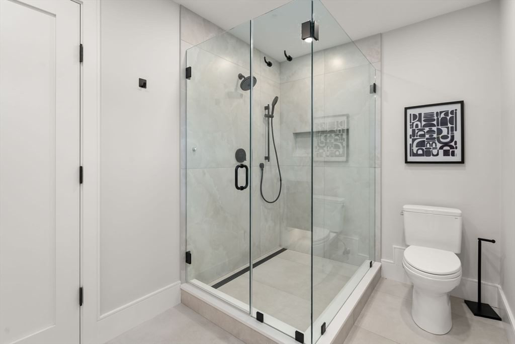 116 Thorndike St #1A Brookline — Photo 14 of 20