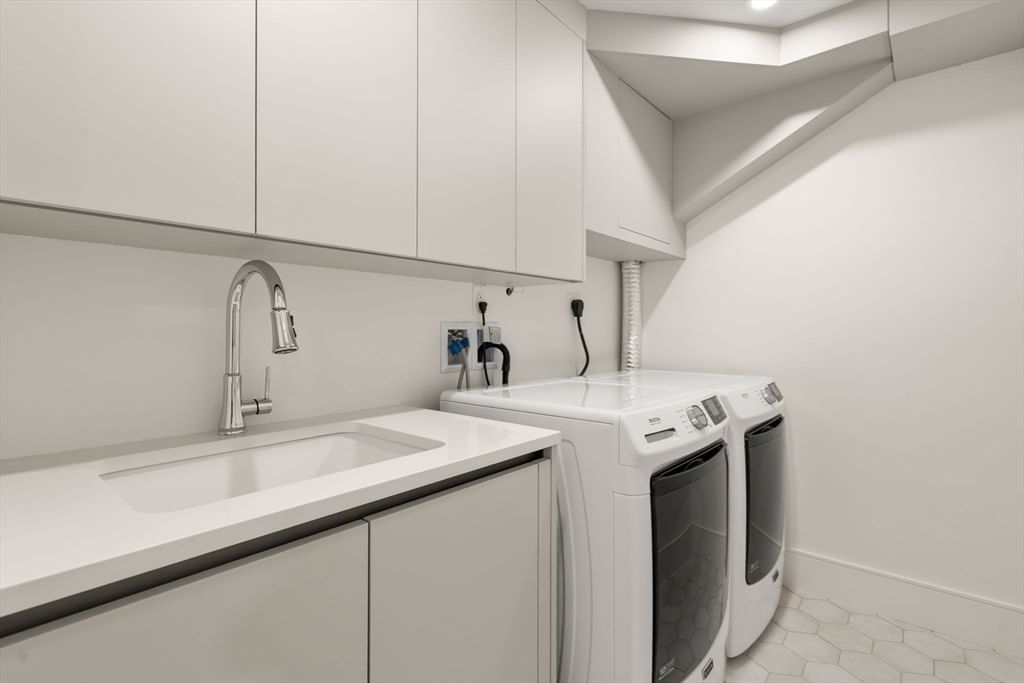 116 Thorndike St #1A Brookline — Photo 19 of 20