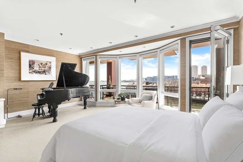 40 Battery St #306 Boston — Photo 17 of 34