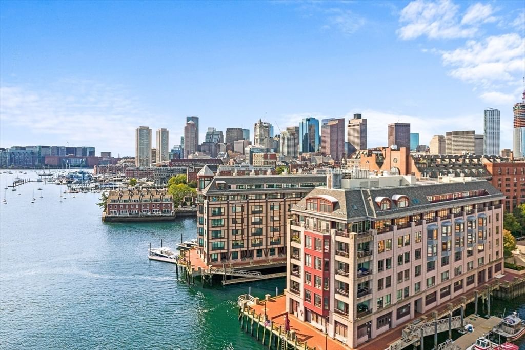 40 Battery St #306 Boston — Photo 32 of 34